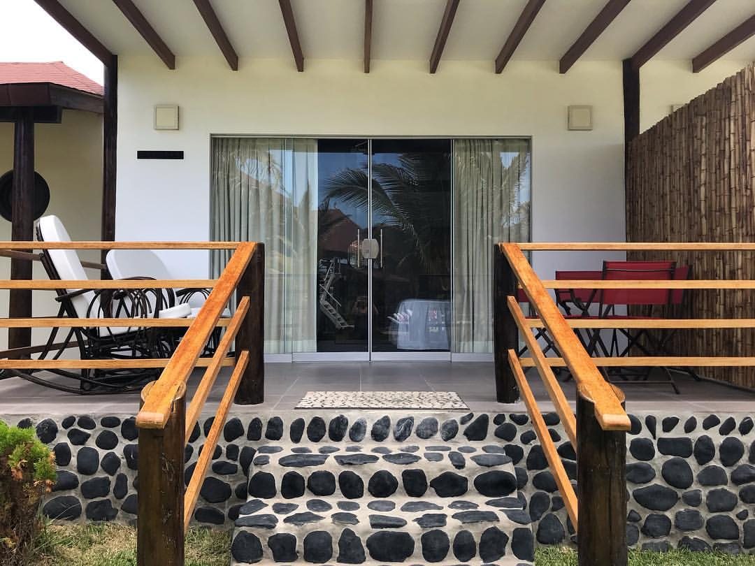Habitación Triple con vista al jardín